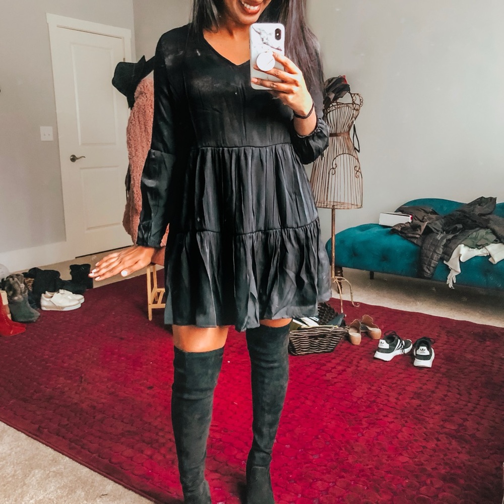 Black light weight dress